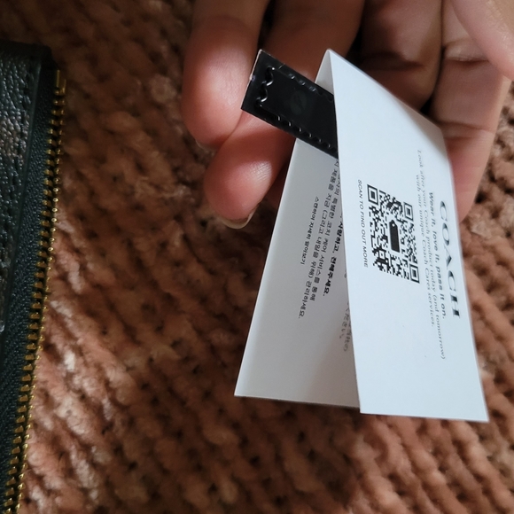 Coach Wristlet, Brand new - Picture 3 of 3